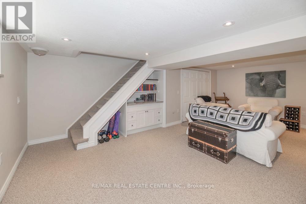 111 Elizabeth Street W, West Grey, Ontario  N0G 1R0 - Photo 18 - X13121606