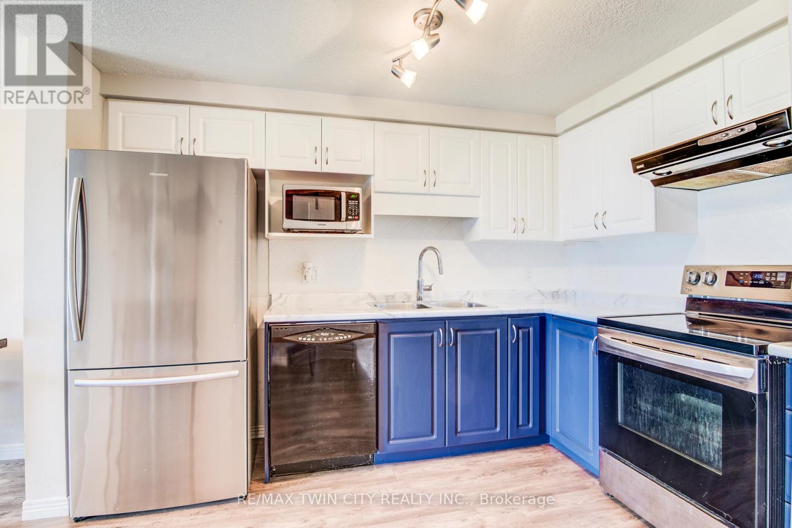 31 Red Clover Crescent, Kitchener, Ontario  N2E 4G8 - Photo 12 - X13121612