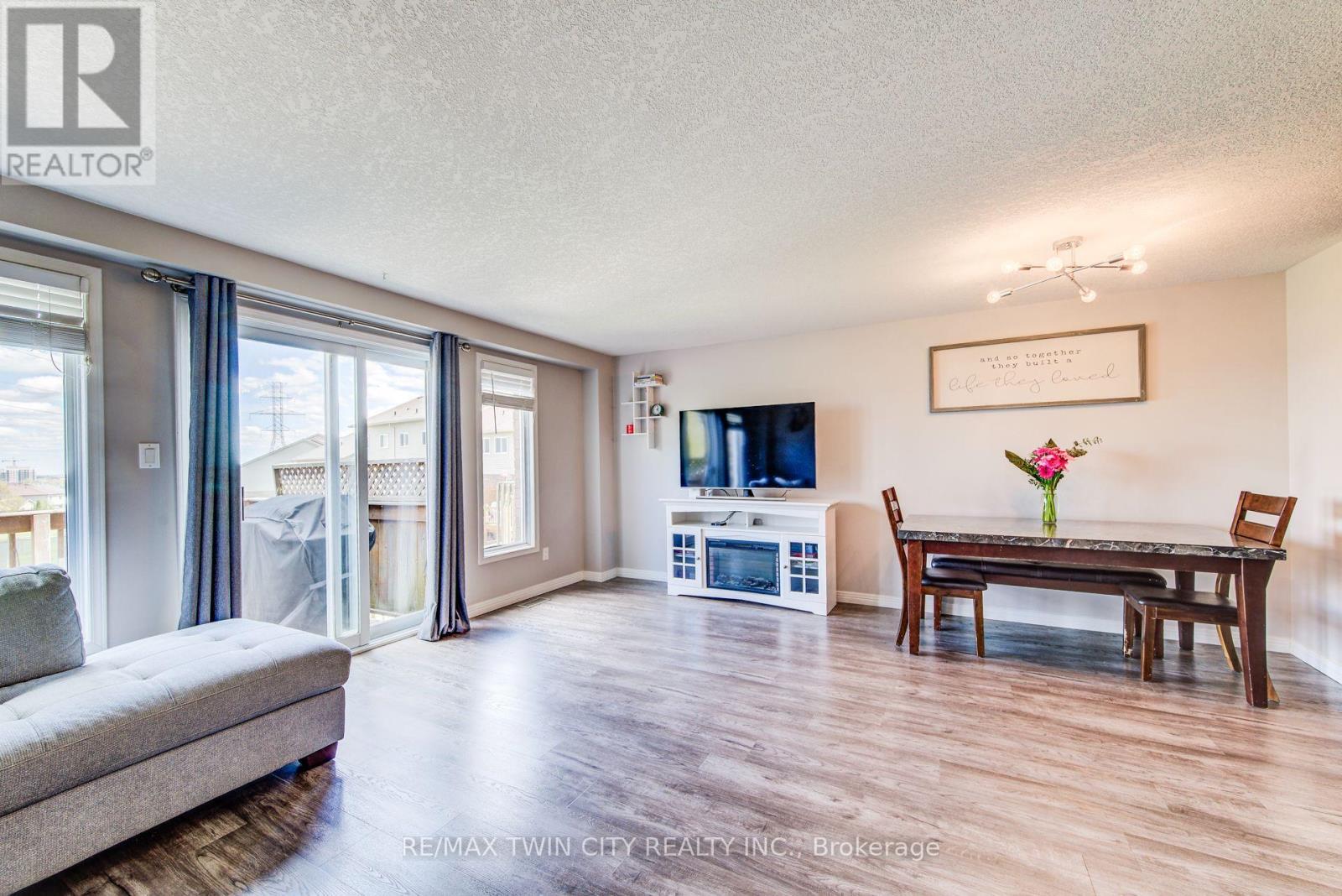 31 Red Clover Crescent, Kitchener, Ontario  N2E 4G8 - Photo 21 - X13121612
