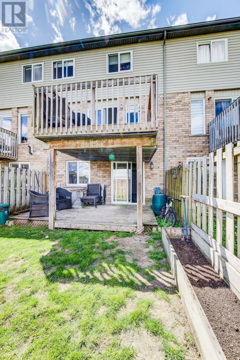 31 Red Clover Crescent, Kitchener, Ontario  N2E 4G8 - Photo 45 - X13121612