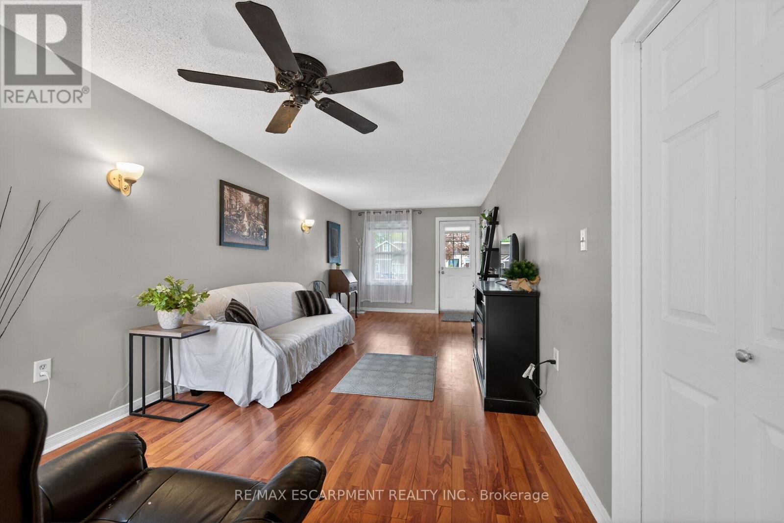 190 Campbell Avenue, Hamilton, Ontario  L8H 2G3 - Photo 5 - X13121858