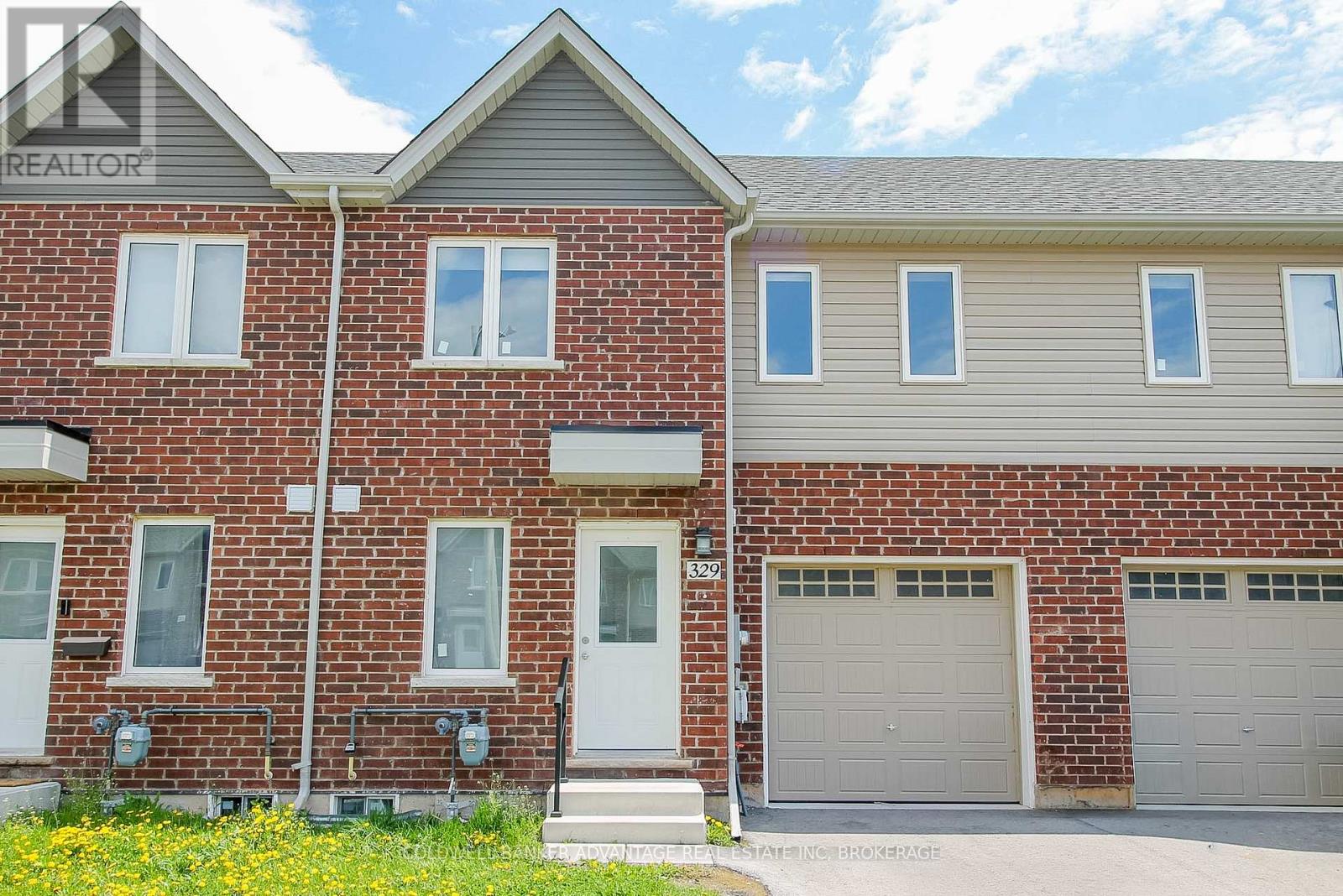 329 Chaffey Street, Welland, Ontario  L3B 2Y7 - Photo 2 - X13122166