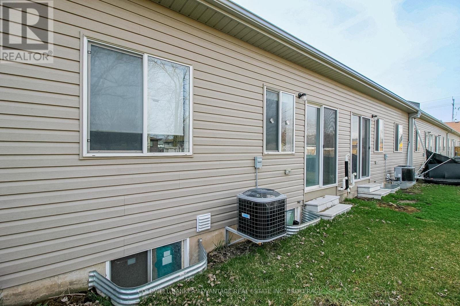 329 Chaffey Street, Welland, Ontario  L3B 2Y7 - Photo 31 - X13122166