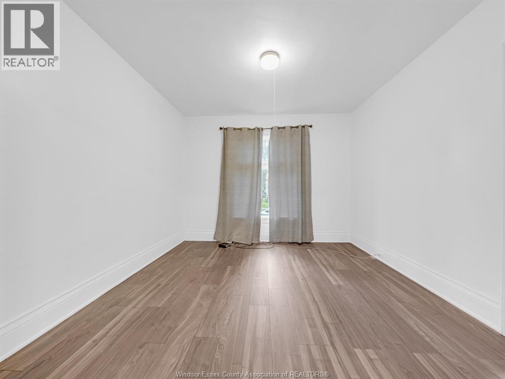 426 Bruce Avenue, Windsor, Ontario  N9A 4W7 - Photo 5 - 26010978
