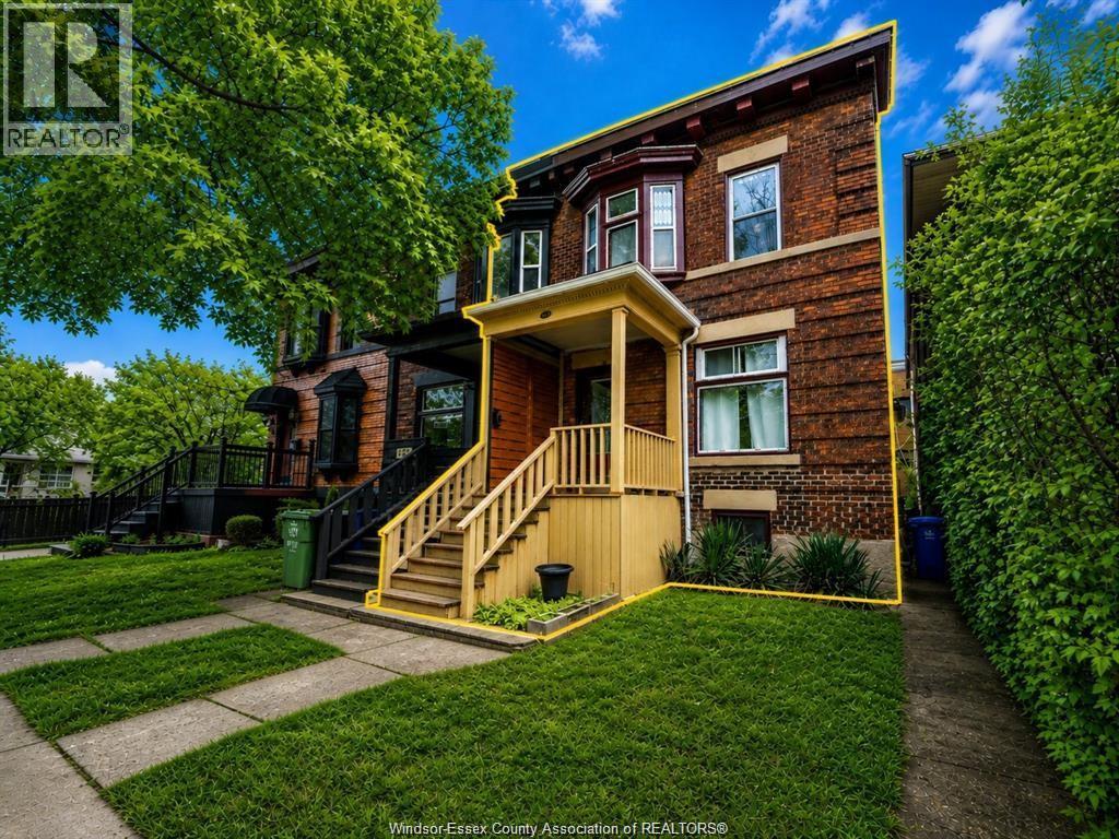 426 BRUCE AVENUE, Windsor, Ontario
