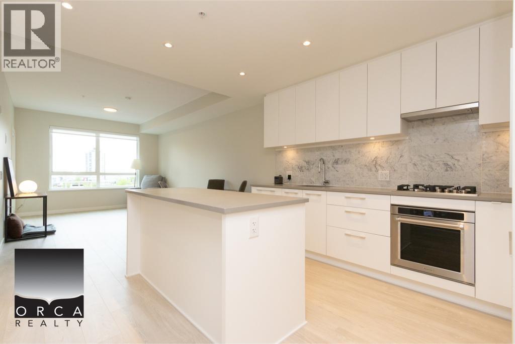 503 110 17th Street, North Vancouver, British Columbia  V7L 2V5 - Photo 9 - R3123126