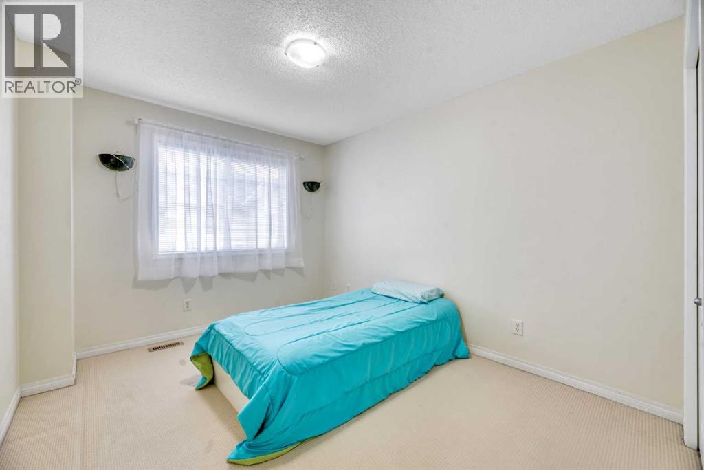 49 Everridge Gardens SW, Calgary, Alberta  t2y 0g8 - Photo 26 - A2305041