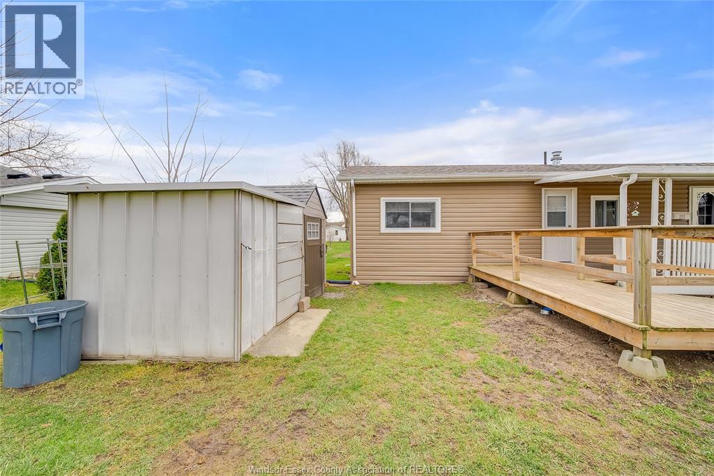 235 David Court, Essex, Ontario  N8M 2B2 - Photo 26 - 26011030