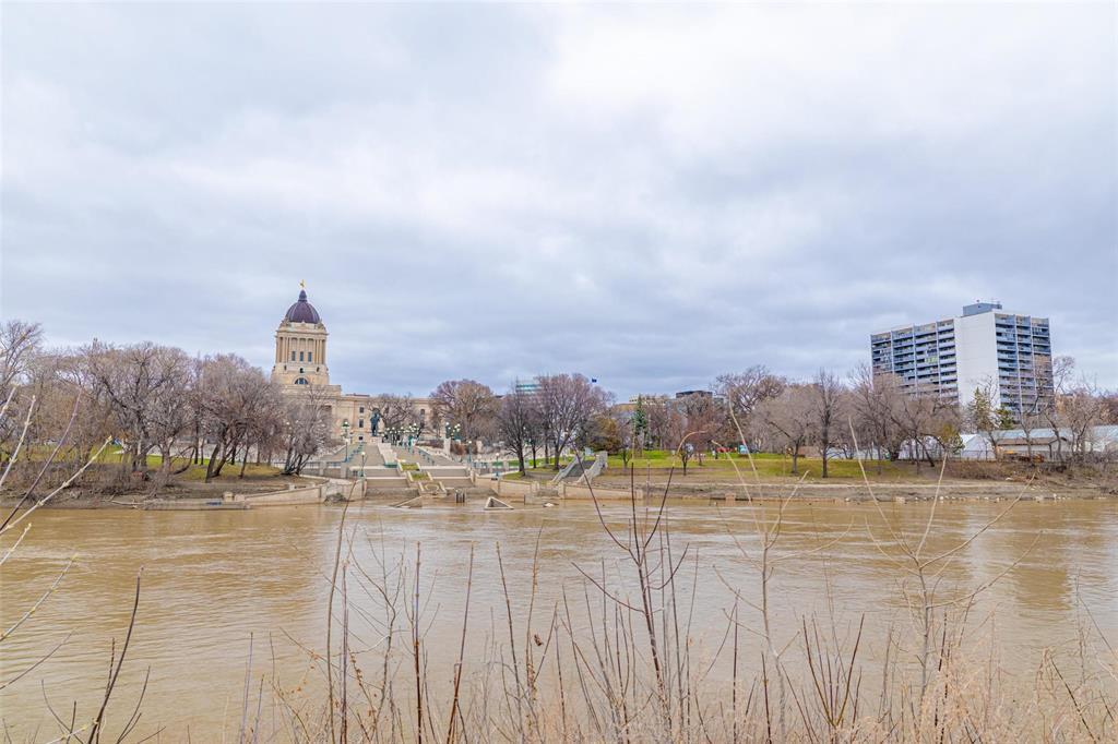 606 71 Roslyn Road, Winnipeg, Manitoba  R3L 0G2 - Photo 43 - 202610395