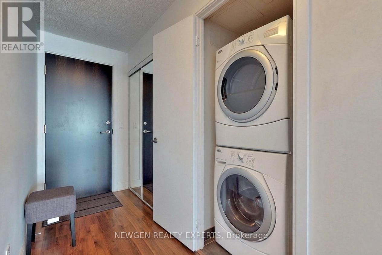 1015 - 135 Village Green Square, Toronto, Ontario  M1S 0L1 - Photo 1 - E12911668