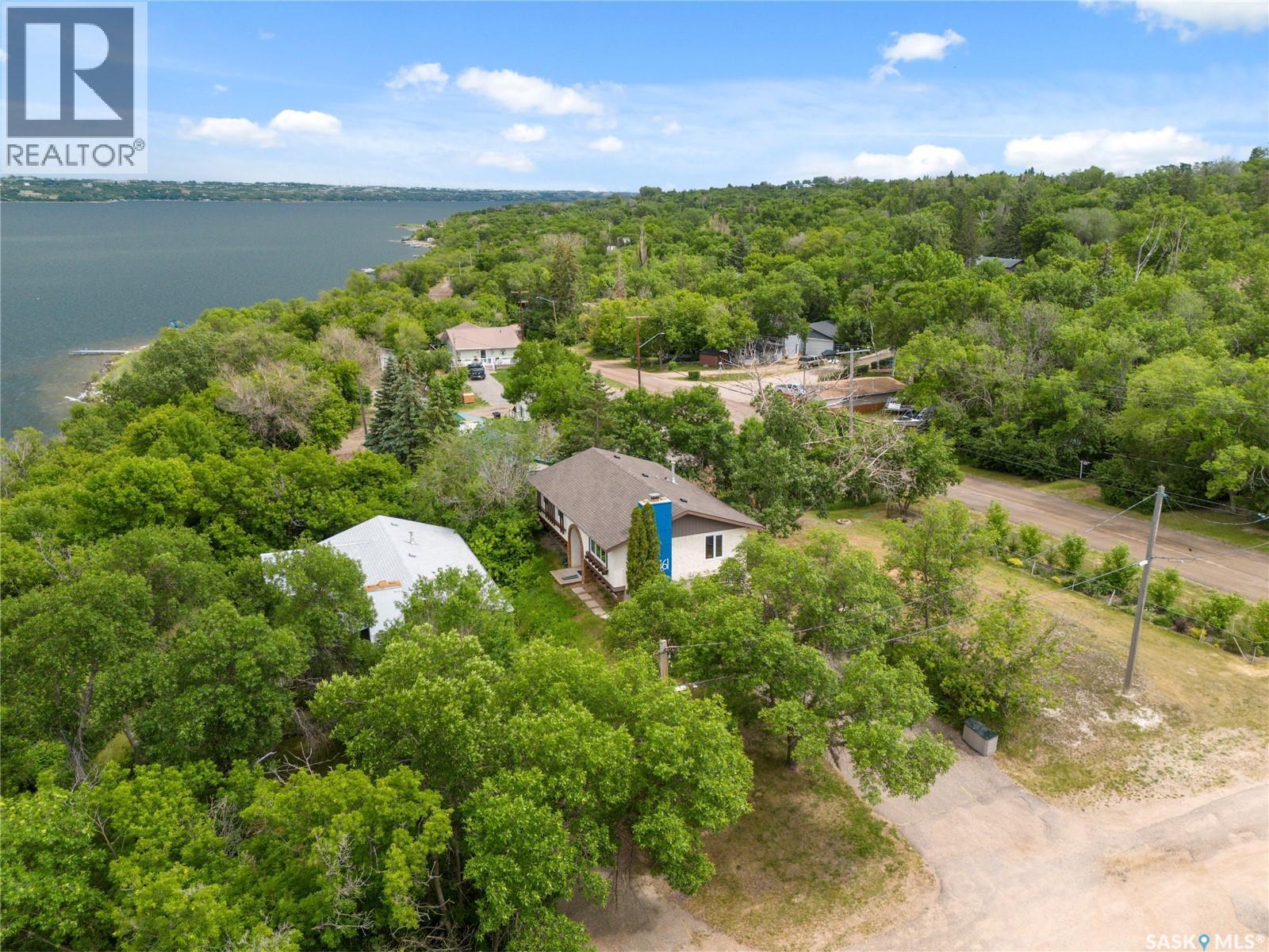 461 13th Street E, Regina Beach, Saskatchewan  S0G 4C0 - Photo 40 - SK035450