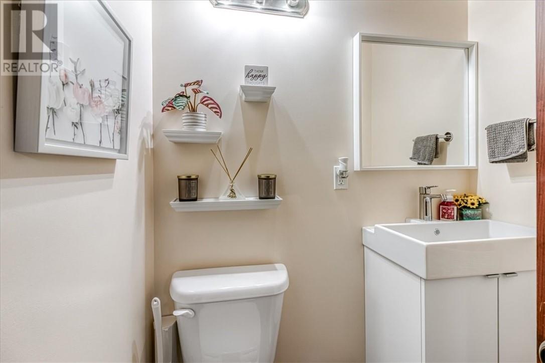 11 Third Avenue S, Levack, Ontario  P0M 2C0 - Photo 21 - 2127641