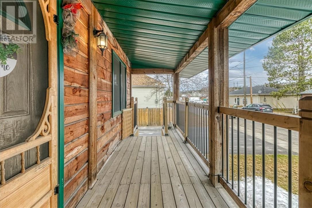 11 Third Avenue S, Levack, Ontario  P0M 2C0 - Photo 4 - 2127641
