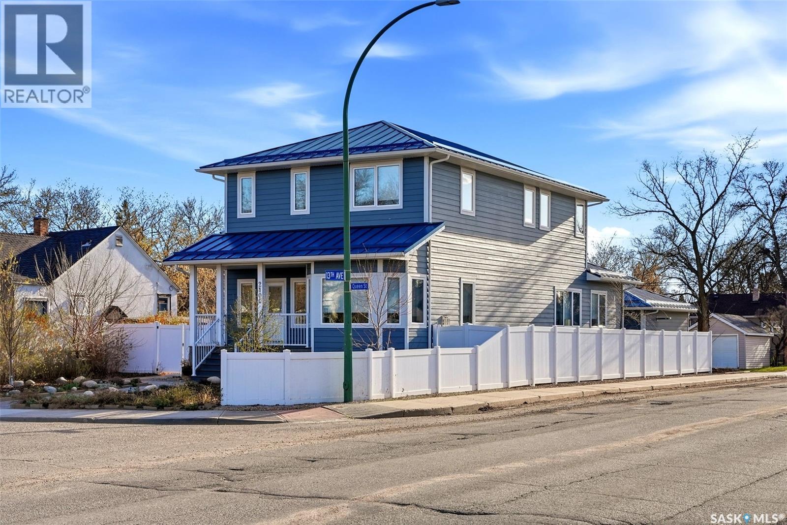 2100 Queen Street, Regina, Saskatchewan  S4T 4C3 - Photo 2 - SK035753