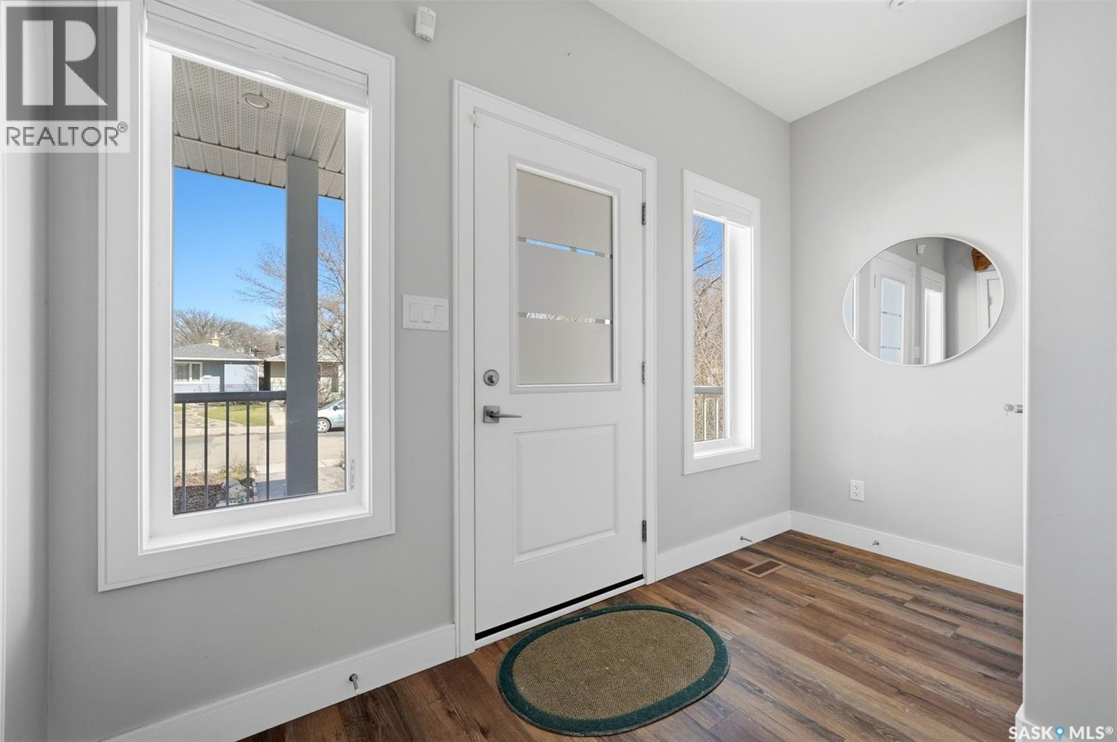 2100 Queen Street, Regina, Saskatchewan  S4T 4C3 - Photo 3 - SK035753