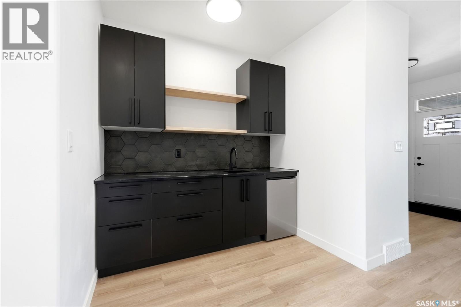 1361 Kent Street, Regina, Saskatchewan  S4T 5T2 - Photo 11 - SK035655