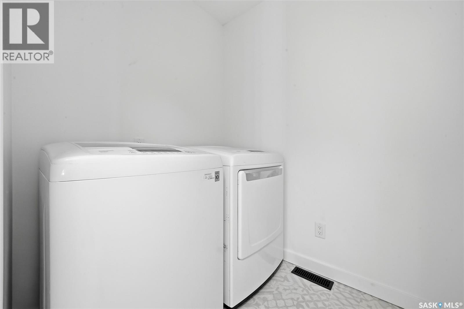 1361 Kent Street, Regina, Saskatchewan  S4T 5T2 - Photo 25 - SK035655