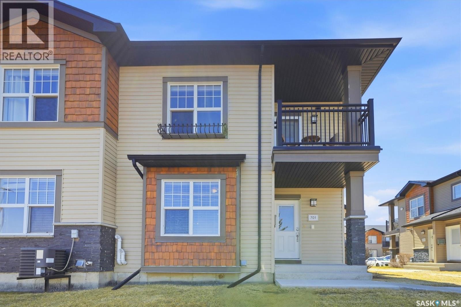 701 1015 Patrick Crescent, Saskatoon, Saskatchewan  S7W 0M3 - Photo 1 - SK035588