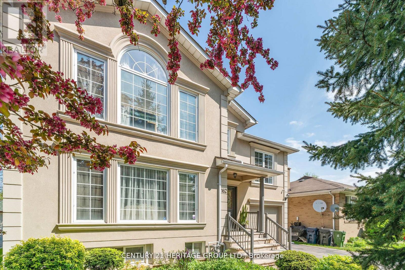 162 Goulding Avenue, Toronto, Ontario  M2M 1L7 - Photo 4 - C13122034