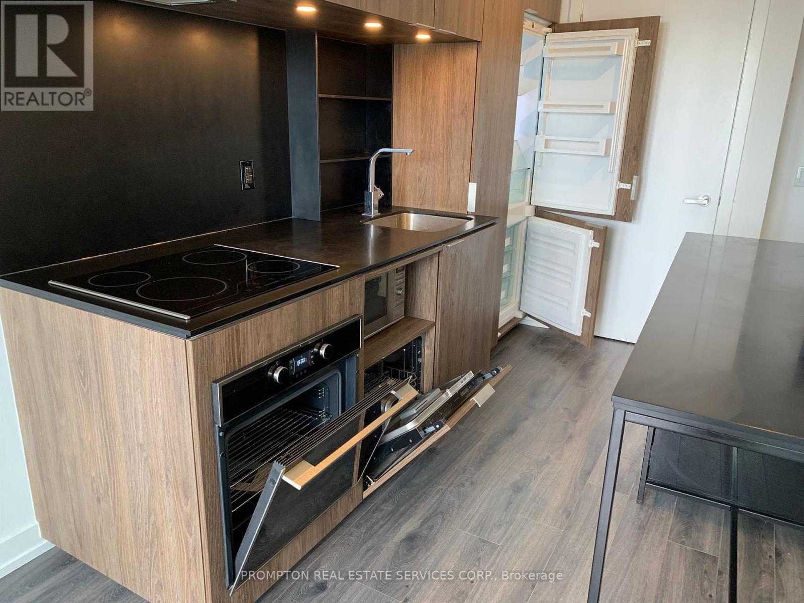 2712 - 77 Shuter Street, Toronto, Ontario  M5B 0B8 - Photo 4 - C13122080