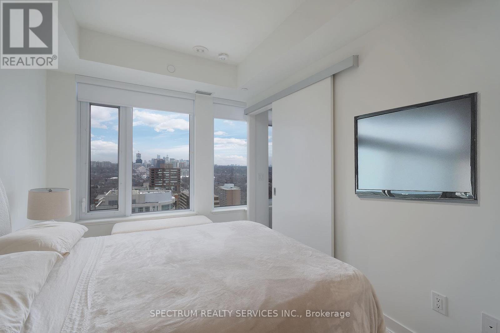 1905 - 11 Yorkville Avenue, Toronto, Ontario  M4W 0B7 - Photo 19 - C13122188