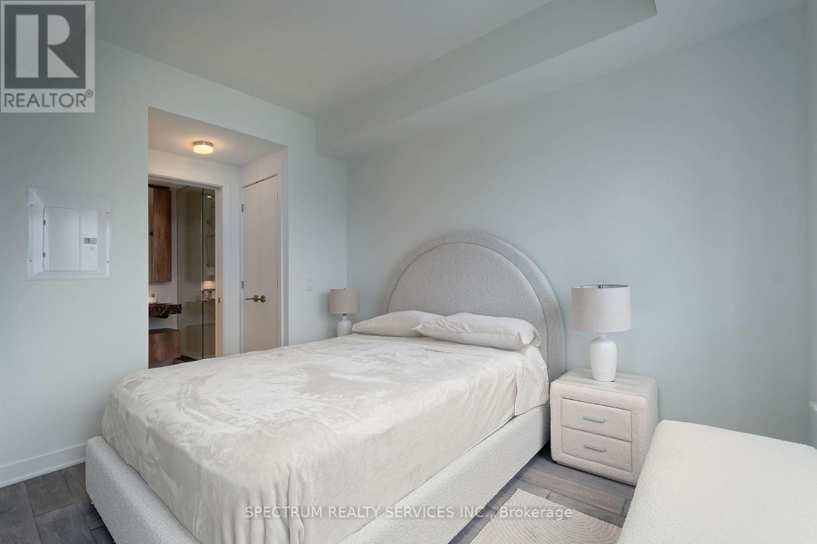 1905 - 11 Yorkville Avenue, Toronto, Ontario  M4W 0B7 - Photo 21 - C13122188