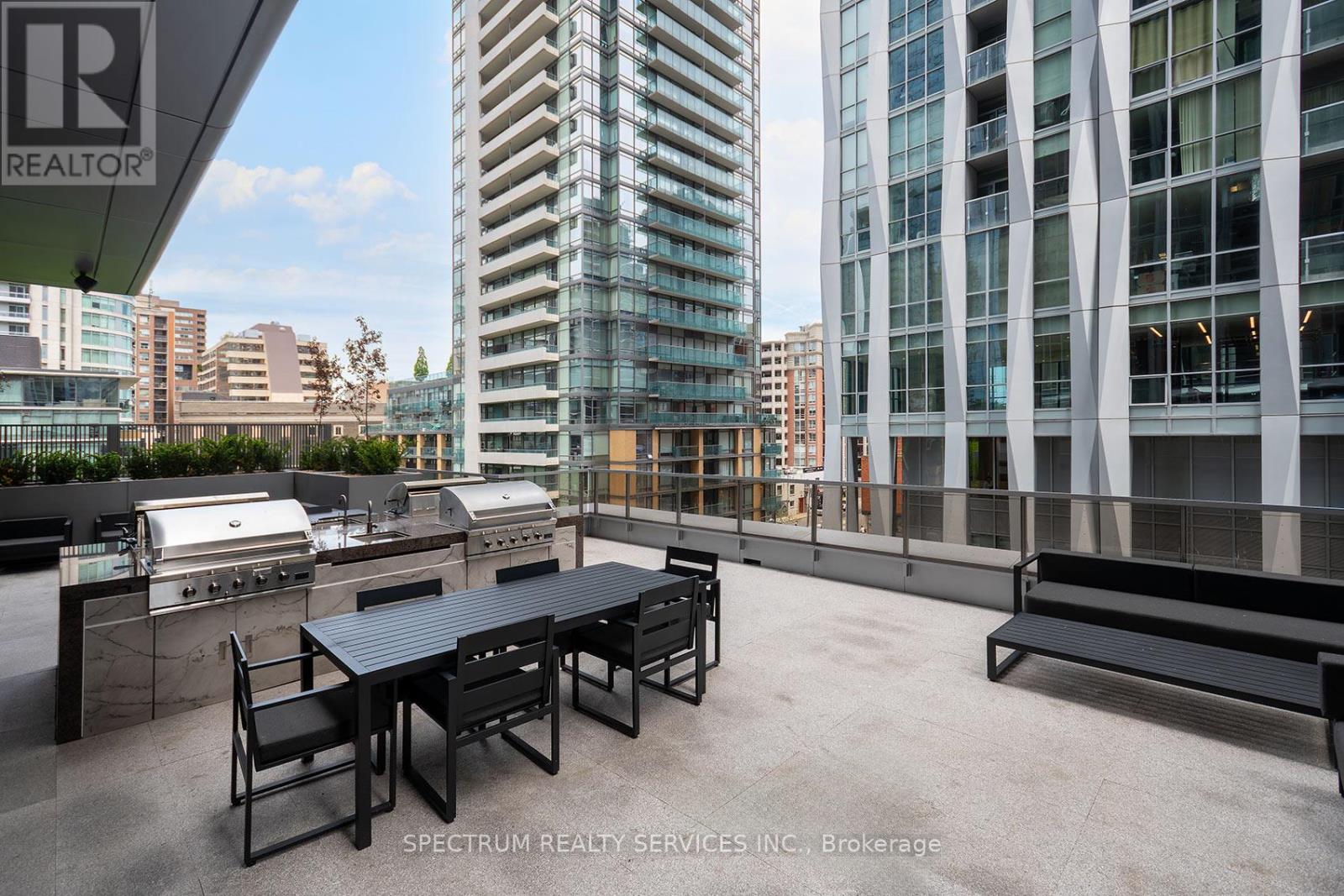 1905 - 11 Yorkville Avenue, Toronto, Ontario  M4W 0B7 - Photo 32 - C13122188