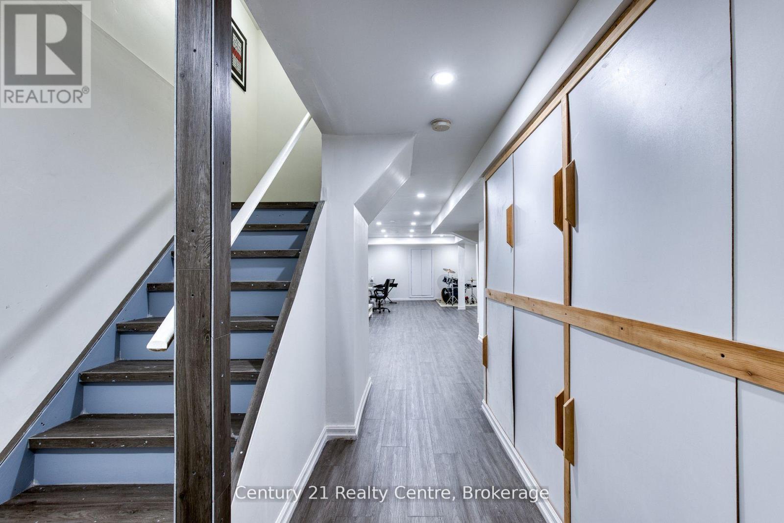 45 Hatch Street E, Whitby, Ontario  L1M 2H9 - Photo 37 - E13122132