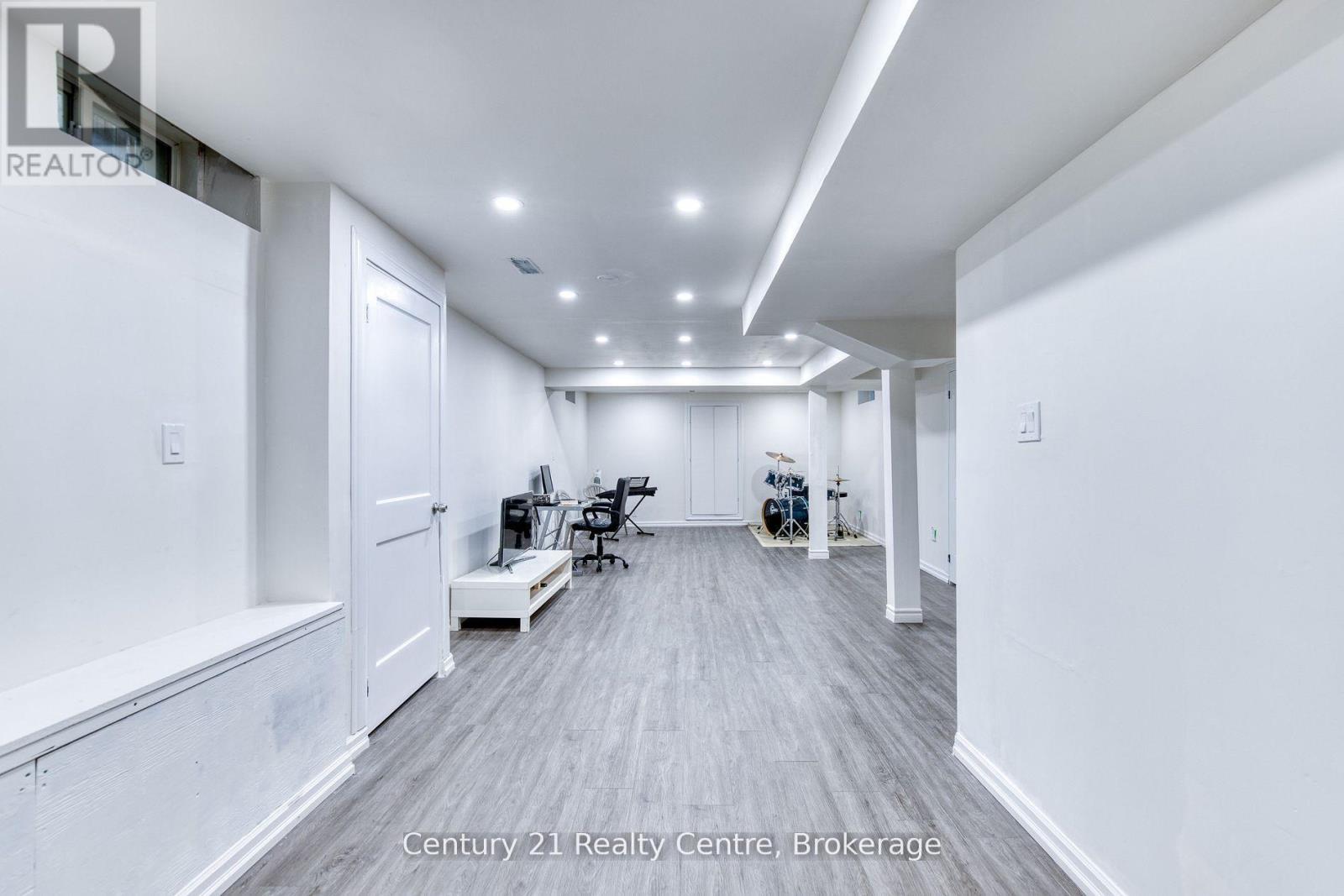 45 Hatch Street E, Whitby, Ontario  L1M 2H9 - Photo 38 - E13122132
