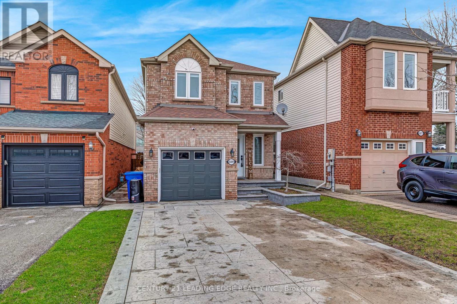529 Pelletier Court, Newmarket, Ontario  L3X 2N7 - Photo 1 - N13122088