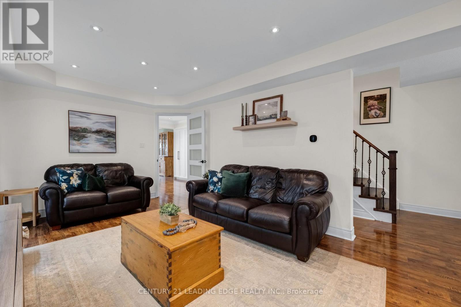 529 Pelletier Court, Newmarket, Ontario  L3X 2N7 - Photo 4 - N13122088