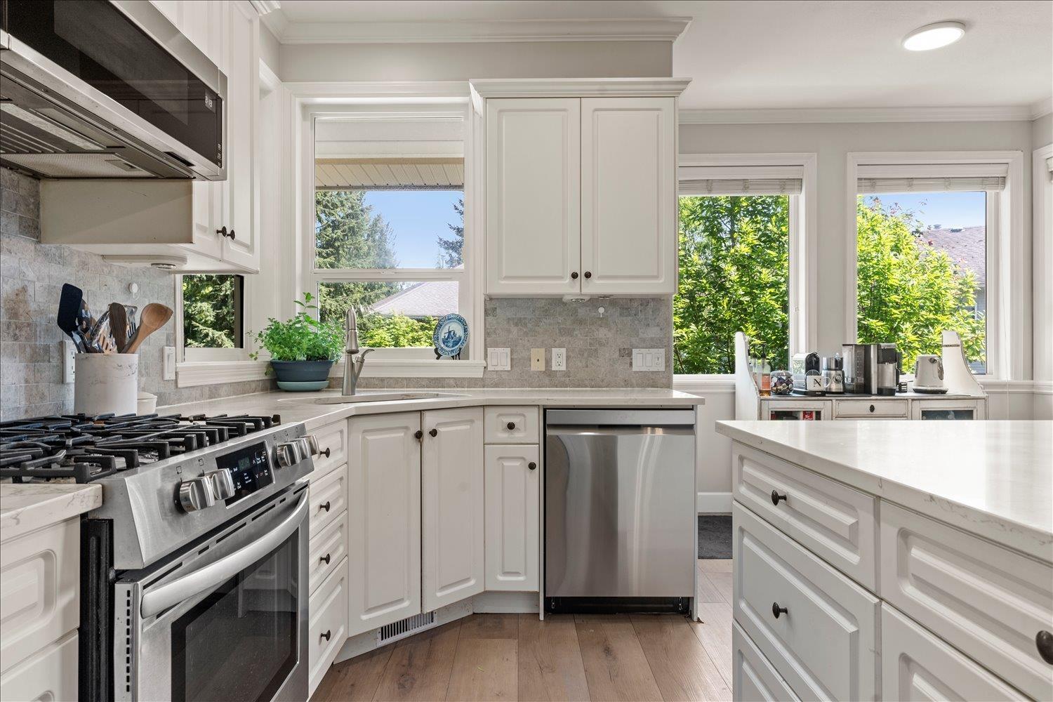 33653 Graham Court, Mission, British Columbia  V2V 7P1 - Photo 14 - R3121678