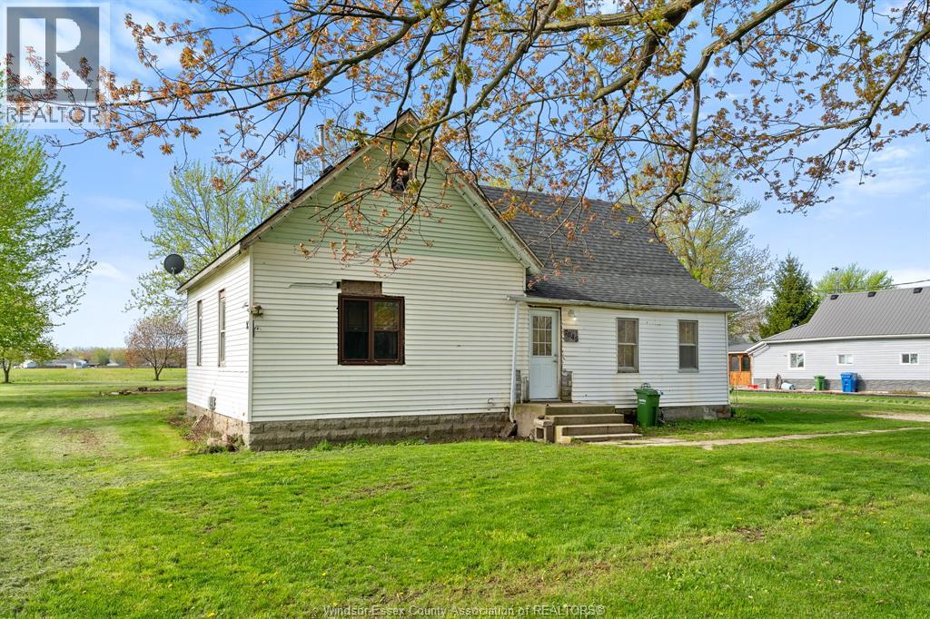 7045 Ford Street, Comber, Ontario  N0P 1J0 - Photo 22 - 26008611