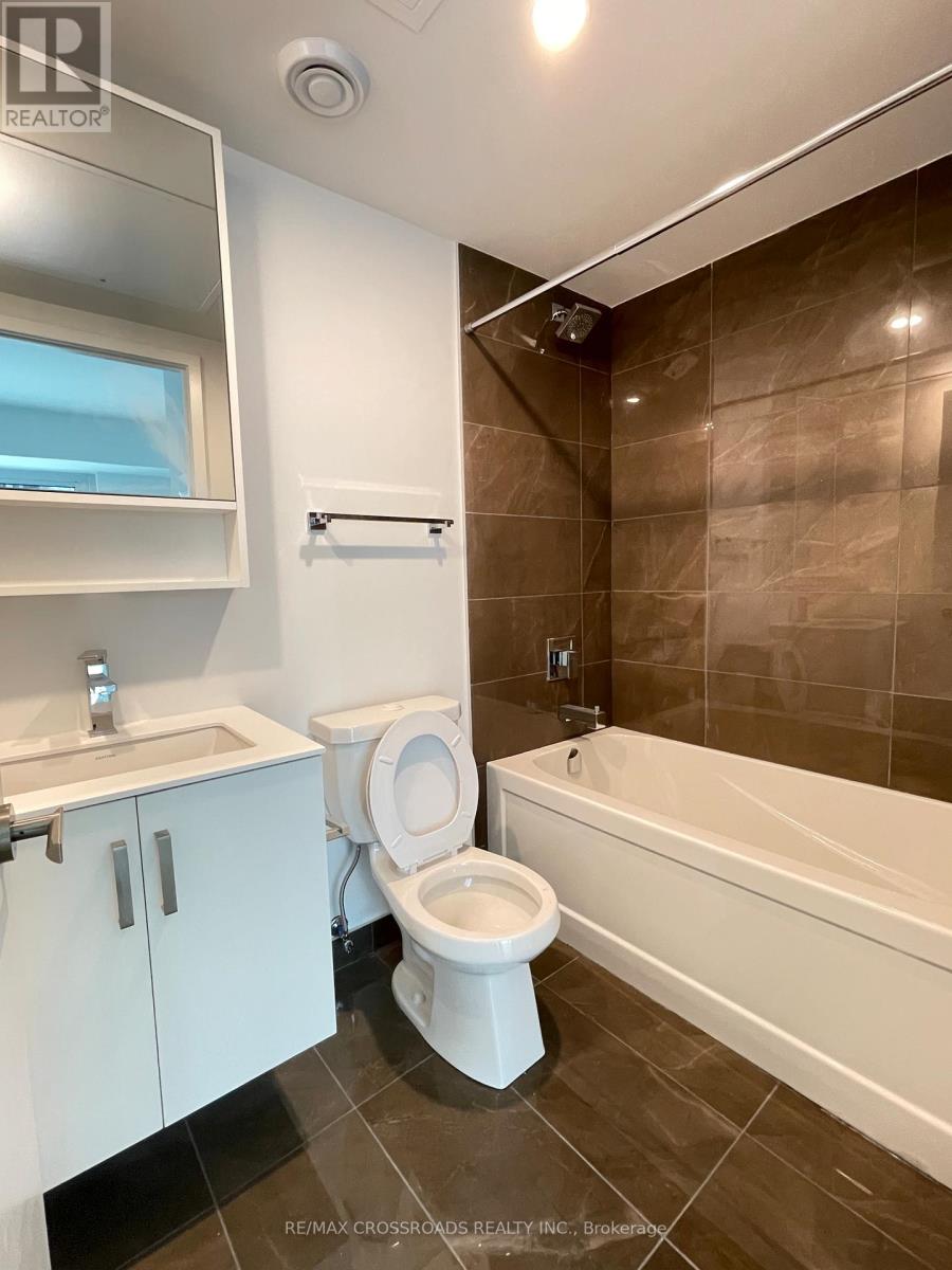 2012 - 88 Queen Street E, Toronto, Ontario  M5C 0B6 - Photo 15 - C12851422