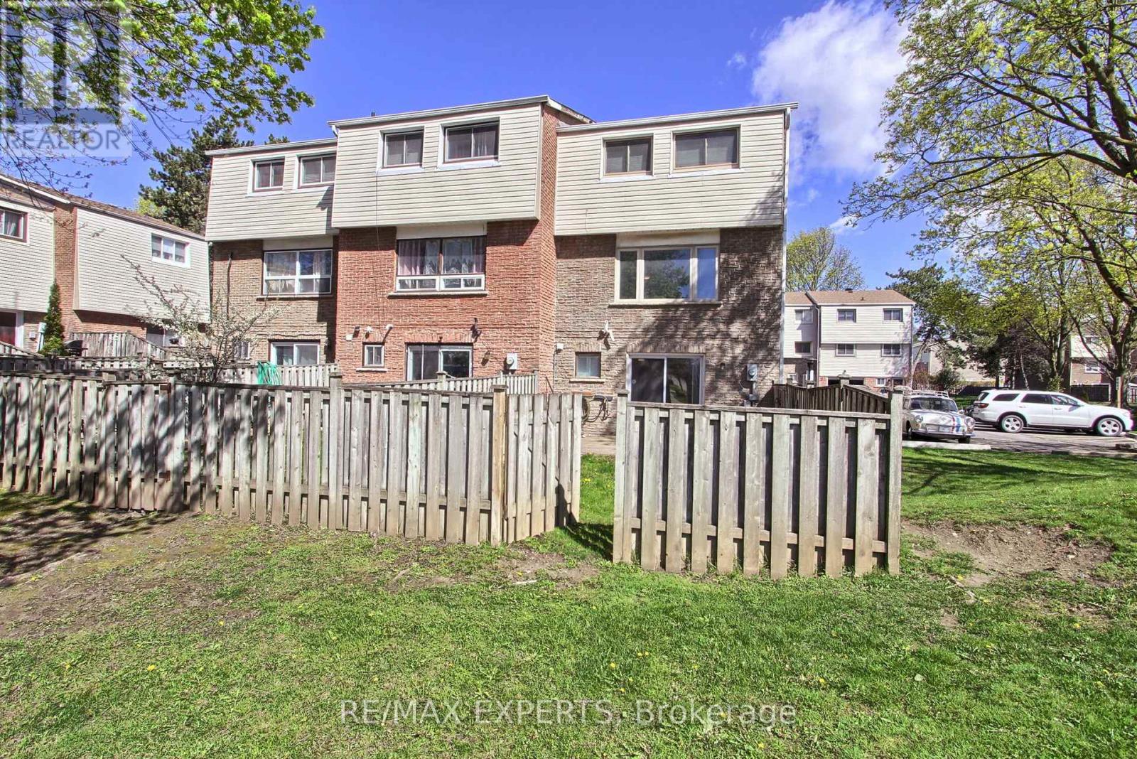16 - 1655 Geta Circle, Pickering, Ontario  L1V 3B5 - Photo 45 - E13107630