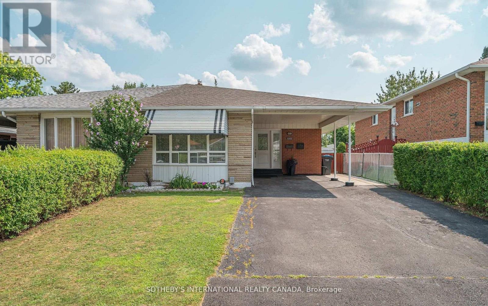 3352 QUEEN FREDERICA DRIVE, Mississauga, Ontario