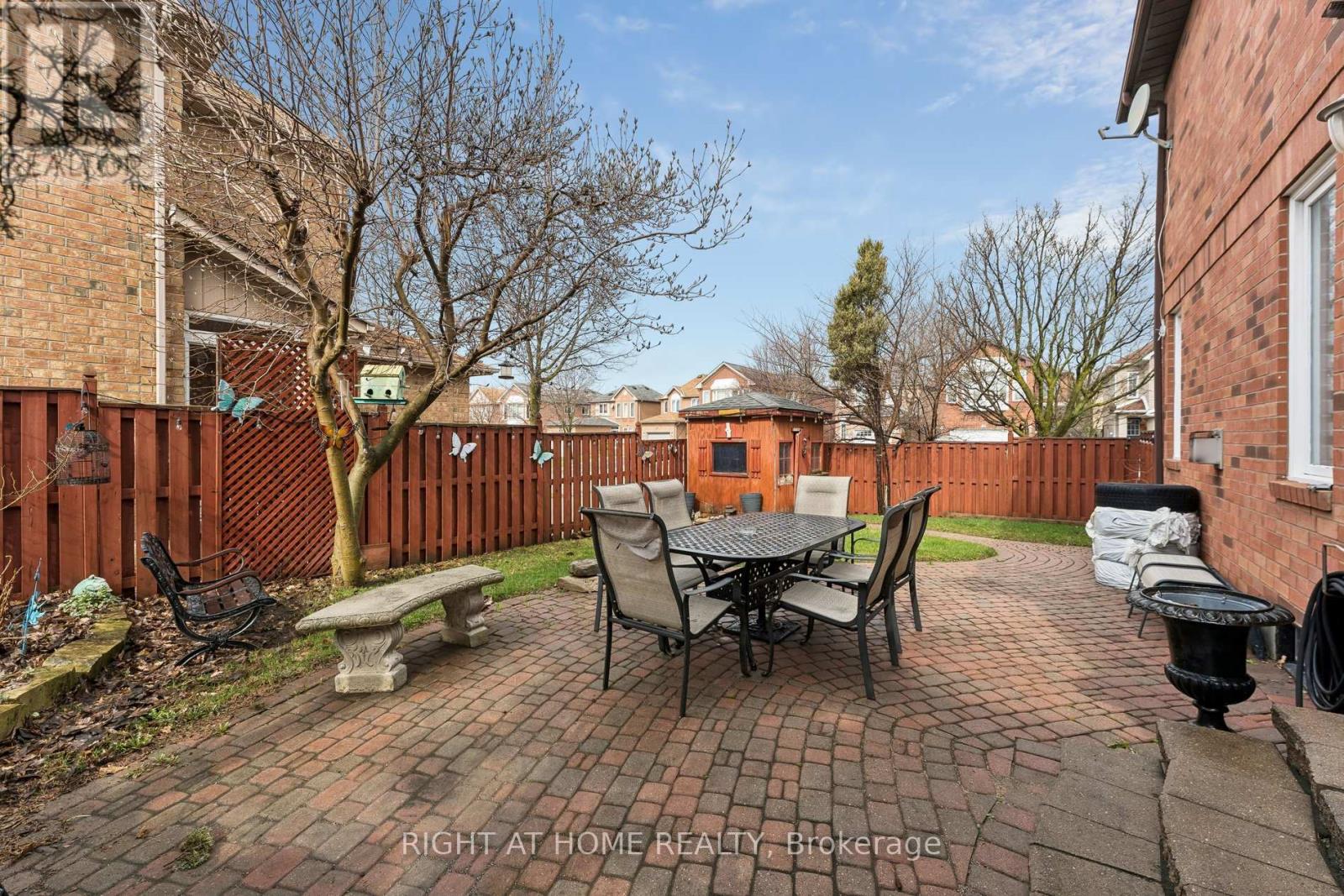 39 Banner Road, Brampton, Ontario  L6X 4K8 - Photo 38 - W13122180