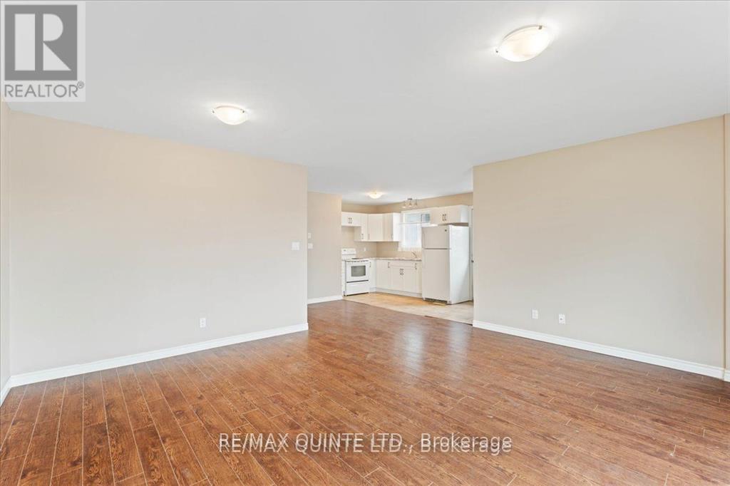 240 College Street E, Belleville, Ontario  K8N 2V9 - Photo 11 - X13122256