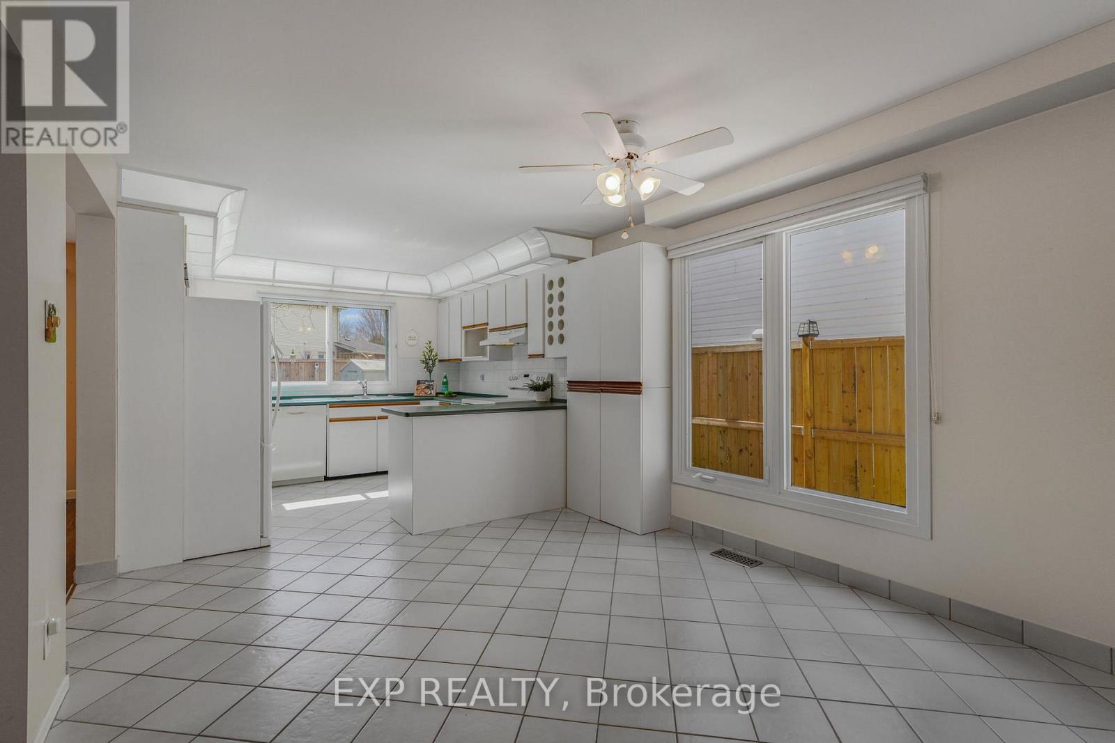 1996 Belcourt Boulevard, Ottawa, Ontario  K1C 1M5 - Photo 11 - X13122578