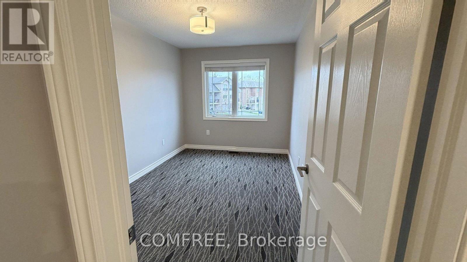175 Stanley Street, Barrie (East Bayfield), Ontario  L4M 0G2 - Photo 10 - S13122382