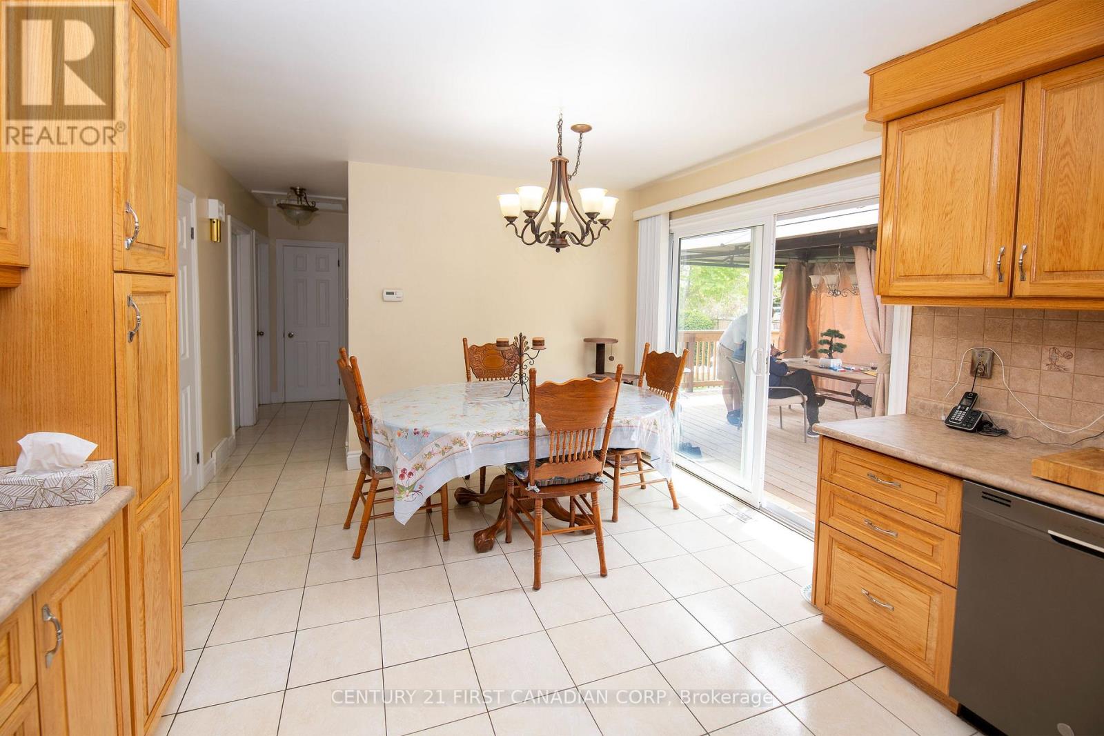 45 Manitoulin Drive, London East, Ontario  N5W 1M2 - Photo 15 - X13122384