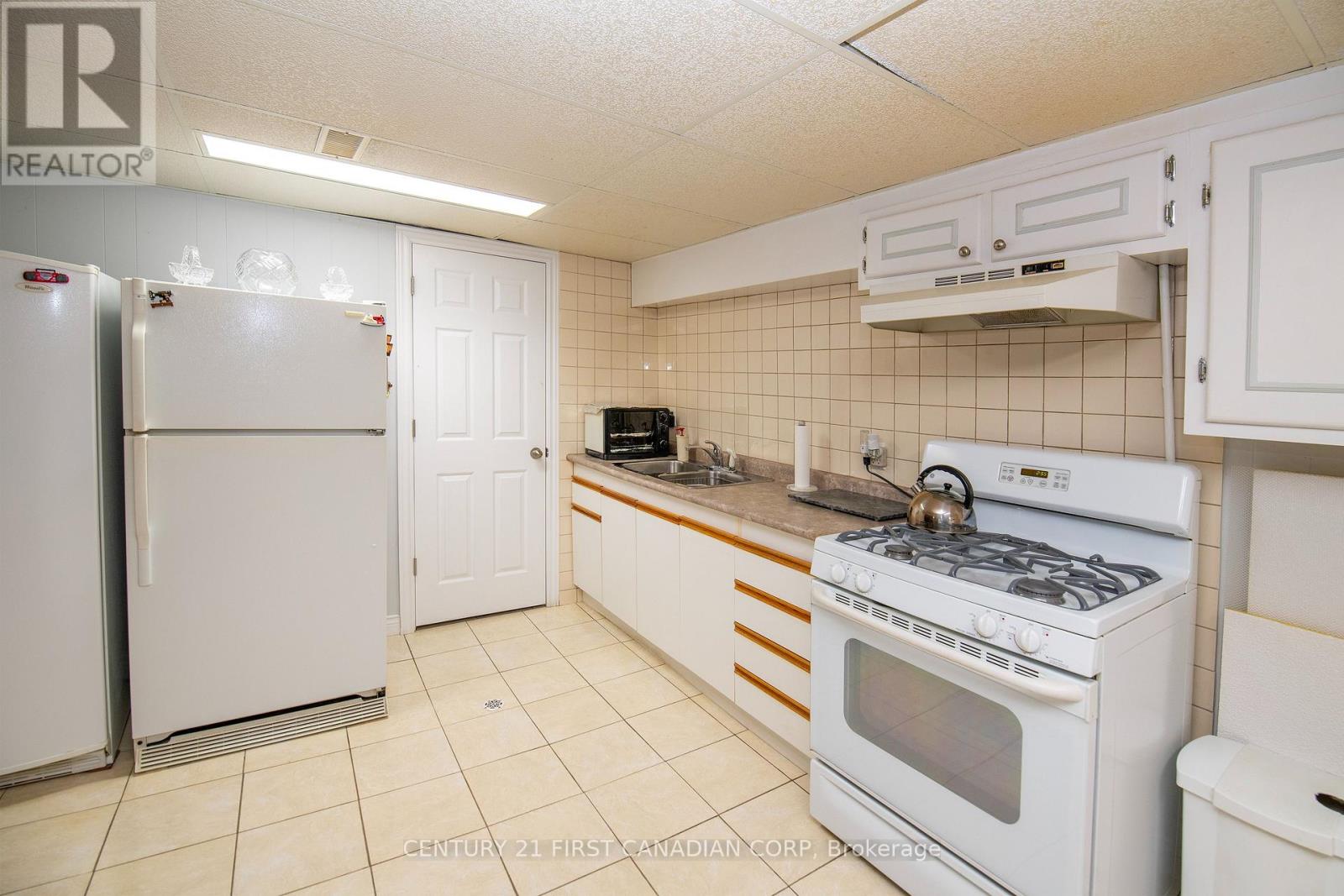 45 Manitoulin Drive, London East, Ontario  N5W 1M2 - Photo 22 - X13122384