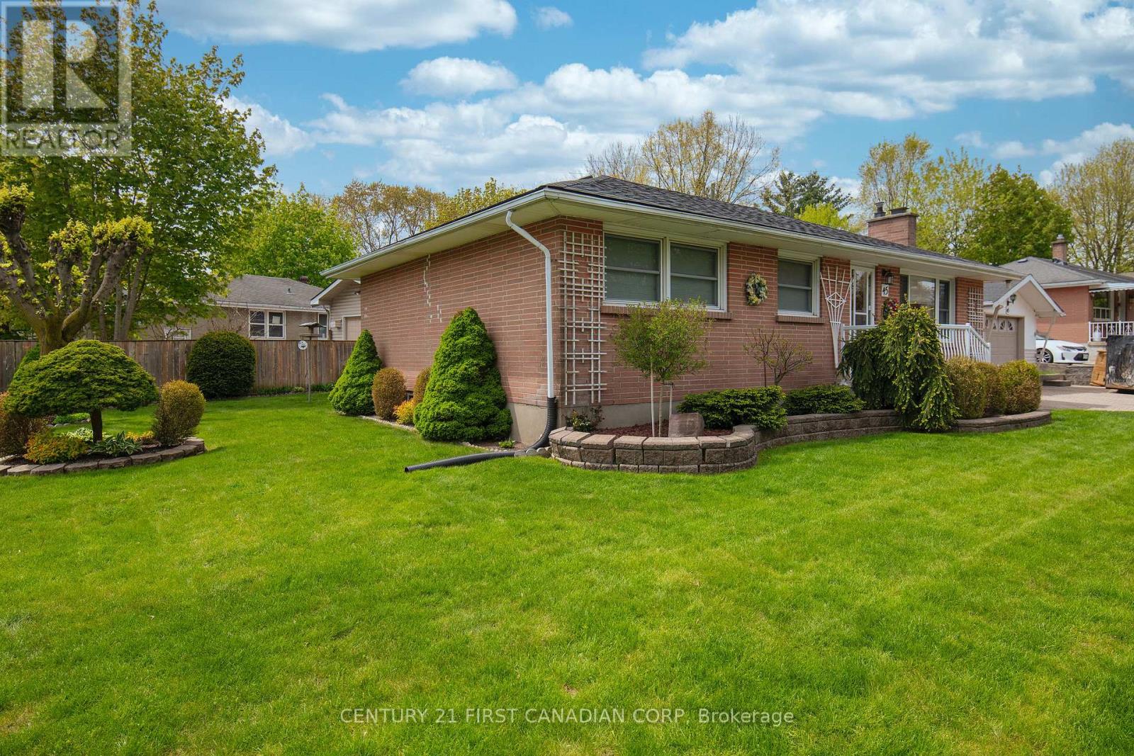 45 Manitoulin Drive, London East, Ontario  N5W 1M2 - Photo 3 - X13122384