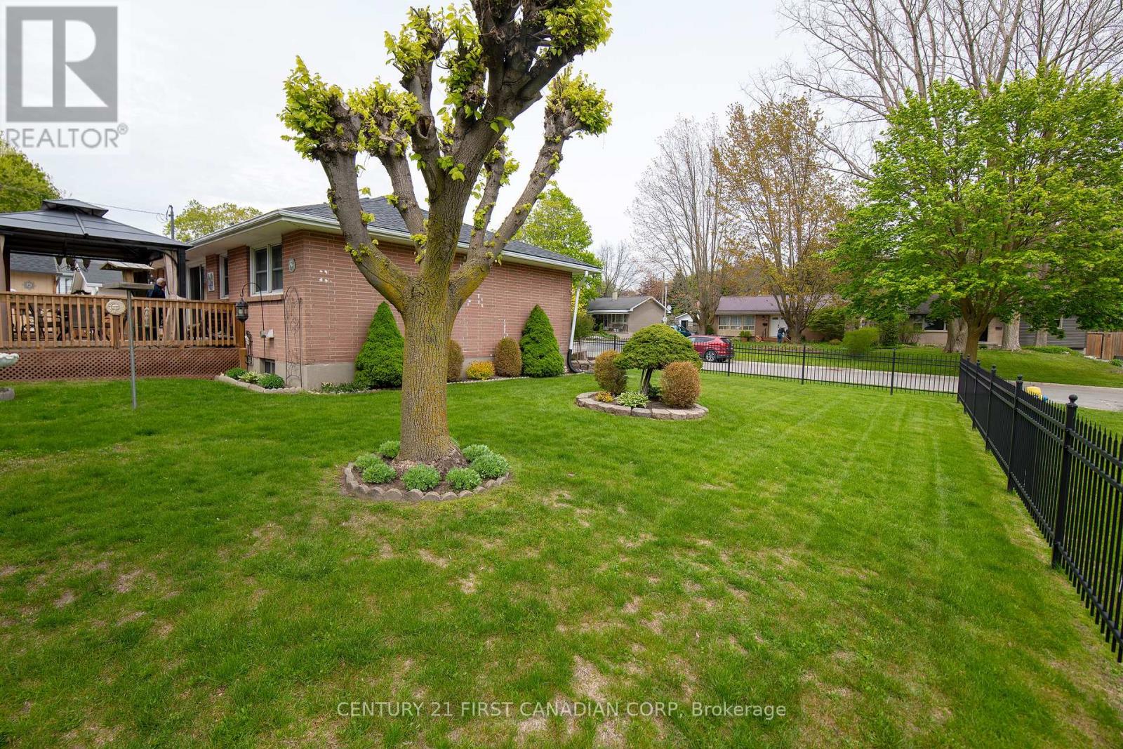 45 Manitoulin Drive, London East, Ontario  N5W 1M2 - Photo 33 - X13122384