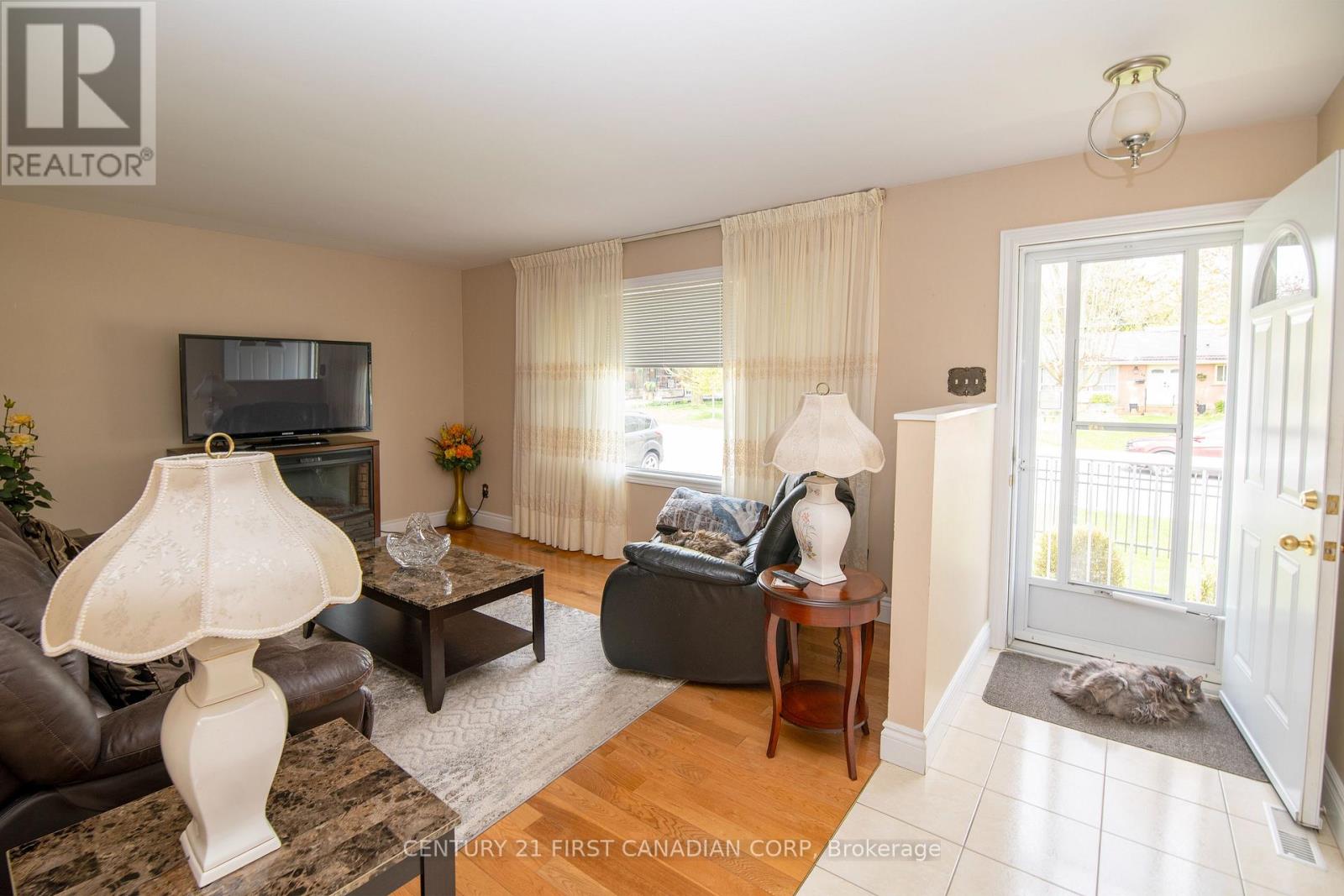 45 Manitoulin Drive, London East, Ontario  N5W 1M2 - Photo 4 - X13122384