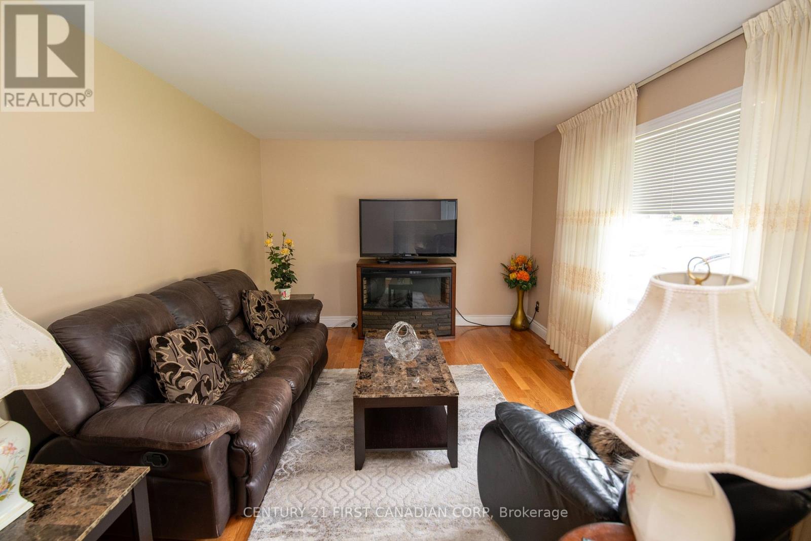 45 Manitoulin Drive, London East, Ontario  N5W 1M2 - Photo 5 - X13122384