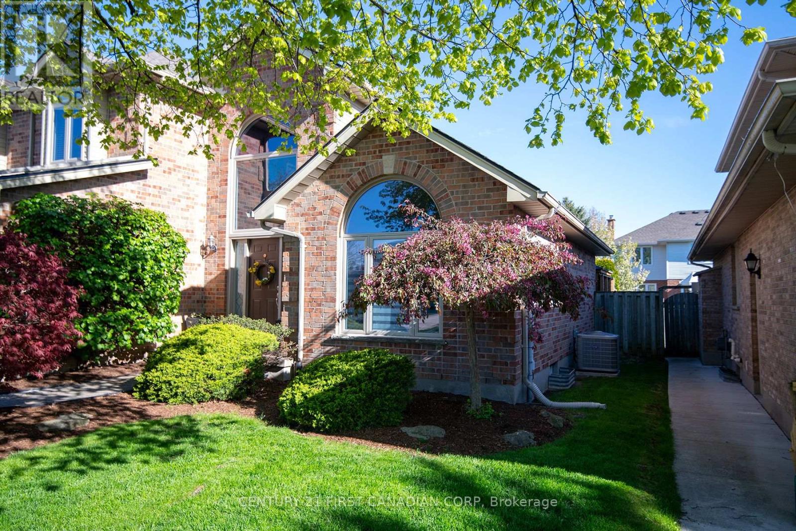 244 Ensign Crescent, London South, Ontario  N6S 4V3 - Photo 3 - X13122470