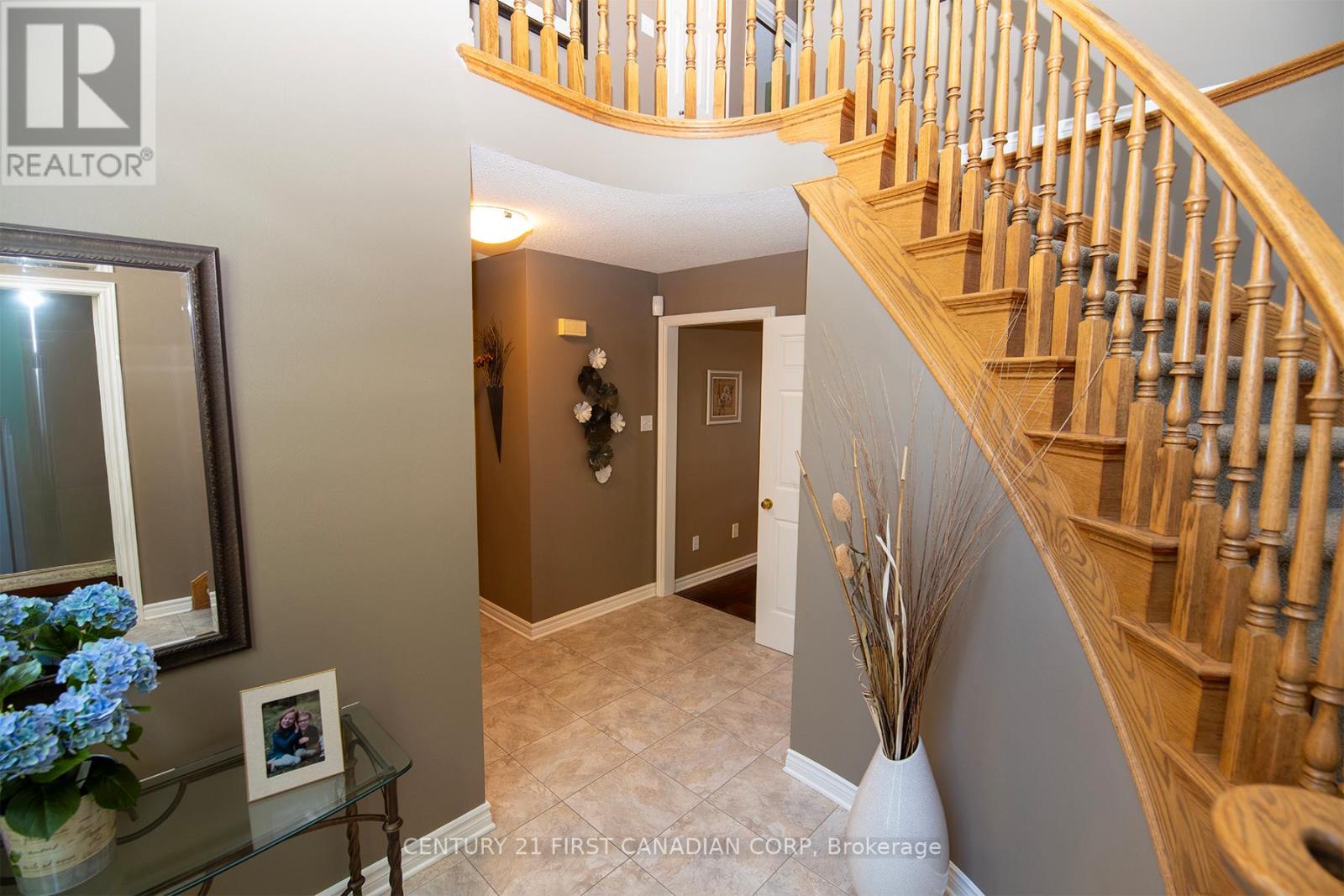 244 Ensign Crescent, London South, Ontario  N6S 4V3 - Photo 9 - X13122470