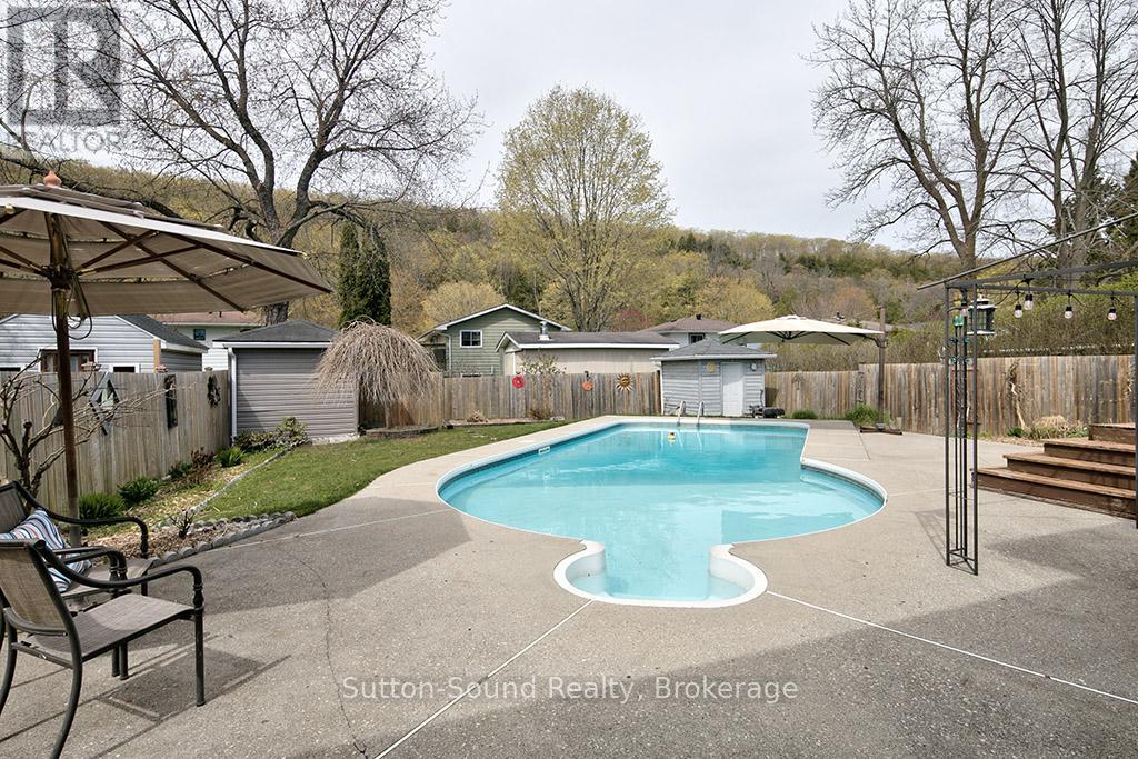 210 5th A Avenue W, Owen Sound, Ontario N4K 6G8 - Photo 10 - X13122276