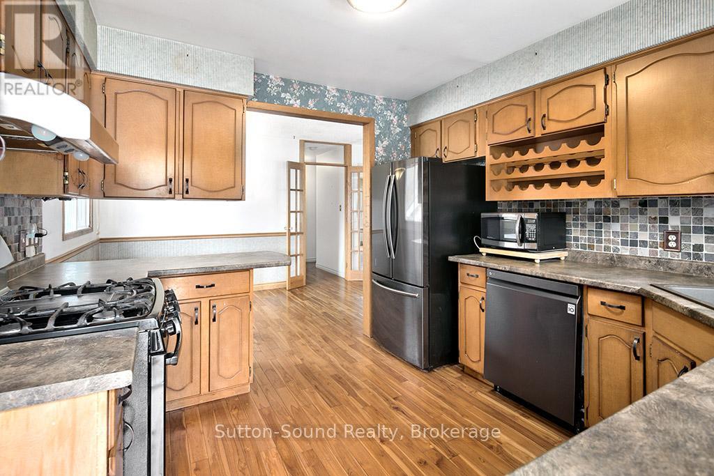 210 5th A Avenue W, Owen Sound, Ontario N4K 6G8 - Photo 25 - X13122276